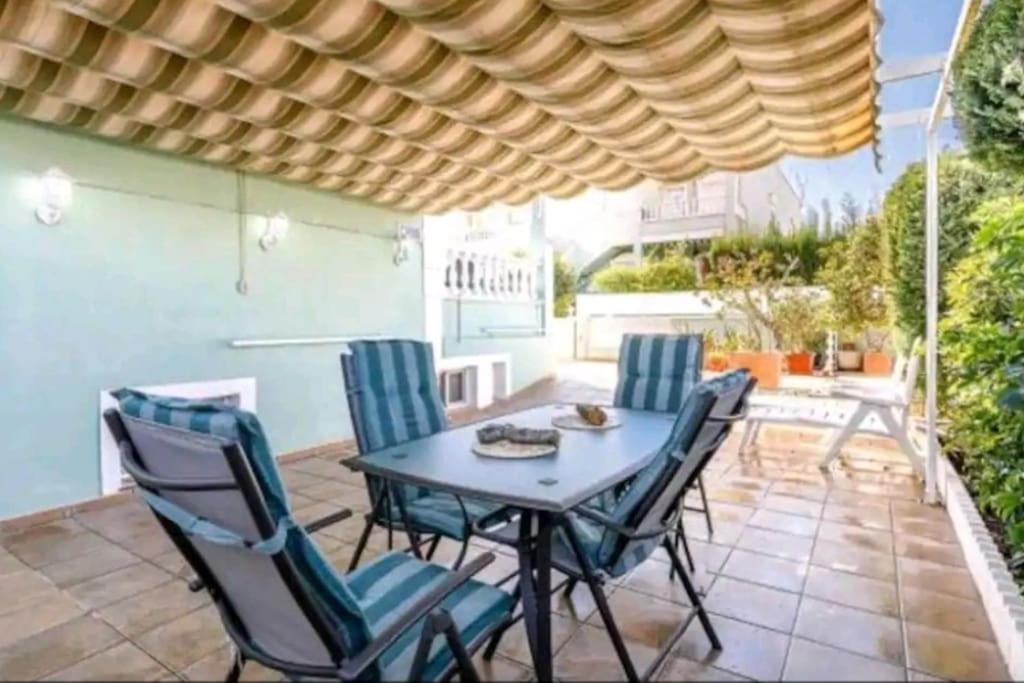 Bungalow Adaptado, Terraza Muy Grande Y Soleada. グラン・アラカント エクステリア 写真